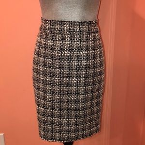 Tweed skirt